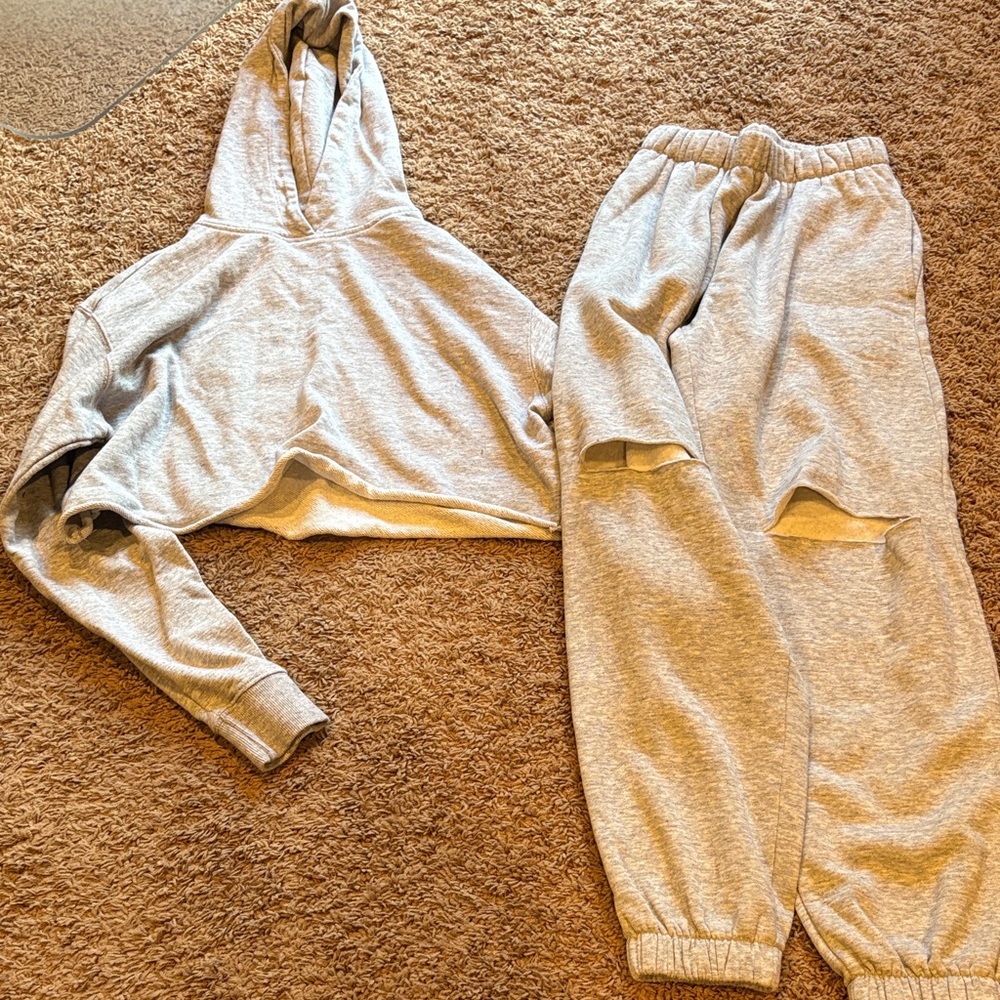 Reflex Gray Hoodie and Jogger Set women’s size small